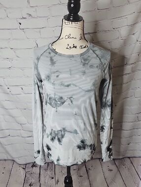 Lululemon Swiftly Tech Long Sleeve 2.0 *MultiDye Shibori Stripe Graphite Grey 8